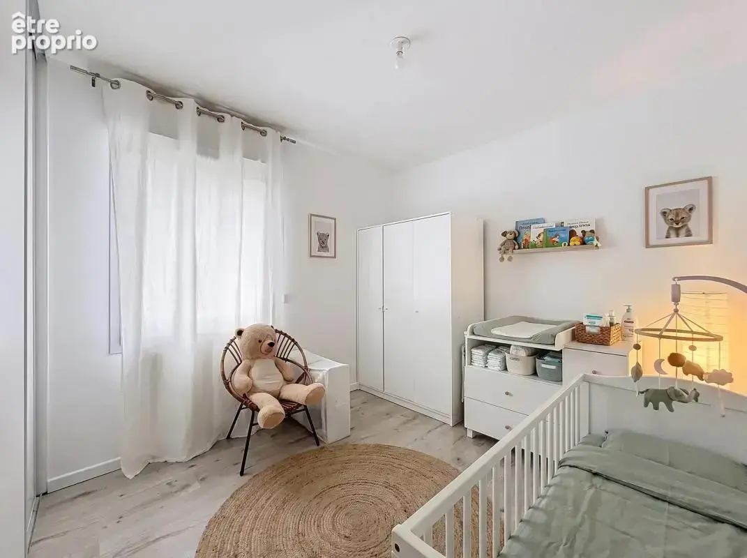 Appartement 4 pièces en rez-de-jardin — Copropriété récente - photo 7