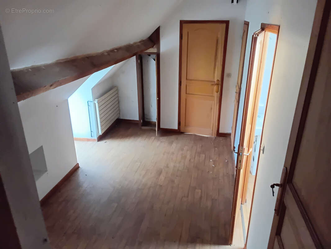 Maison à OUROUER-LES-BOURDELINS