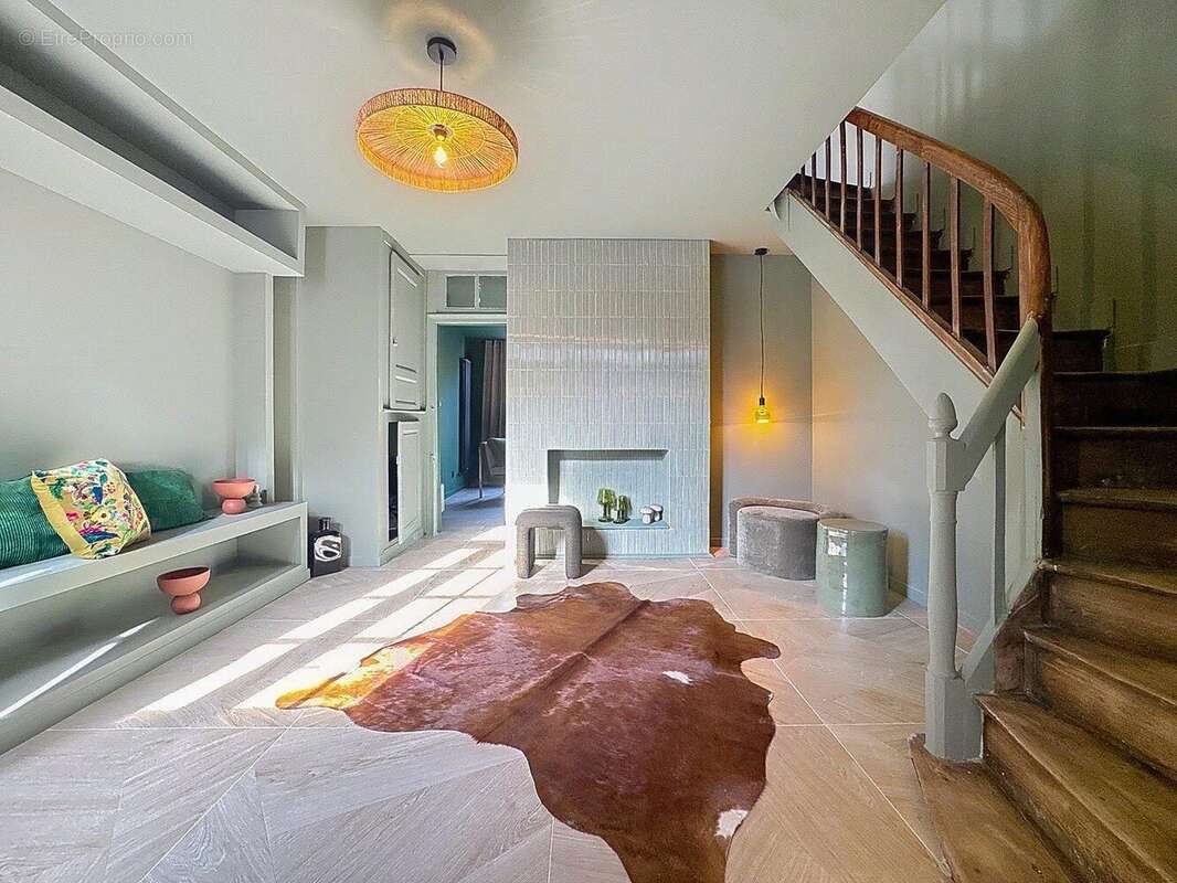 Maison à PONT-L&#039;EVEQUE