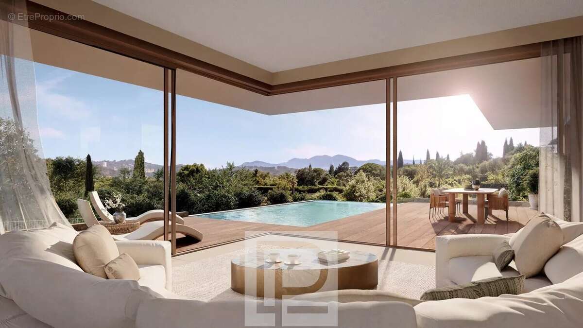 Maison à MOUGINS