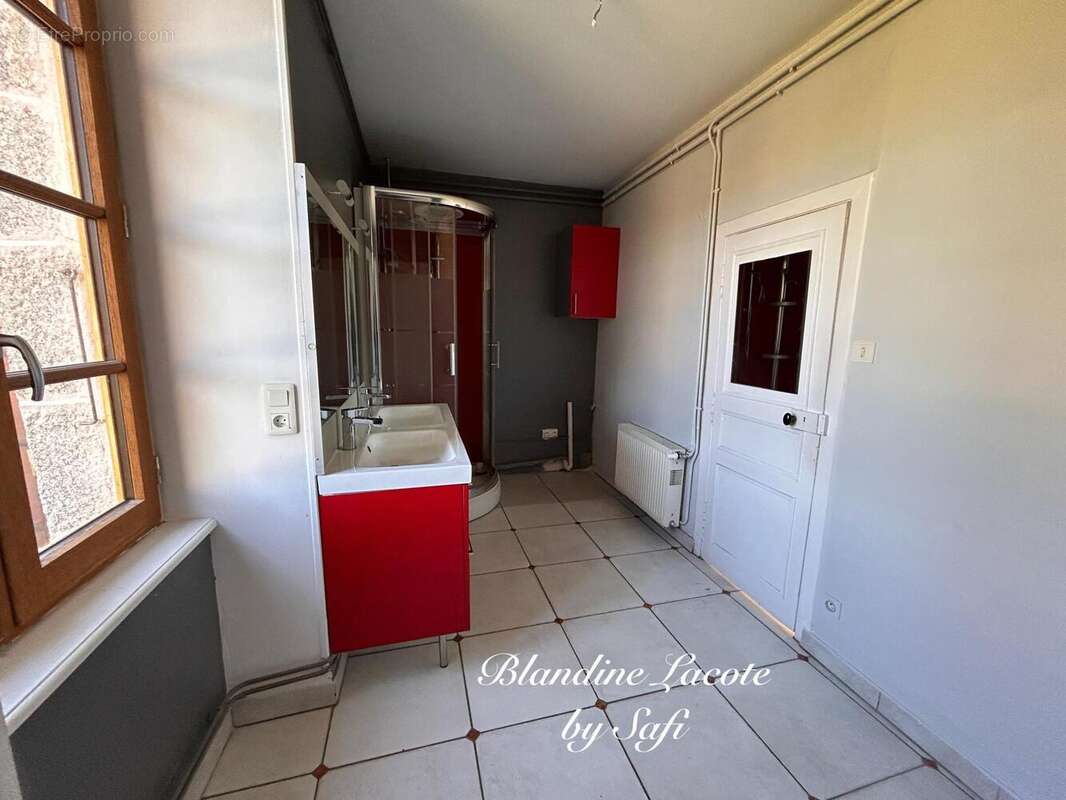 Maison 207 m² à Montboucher  - photo 7