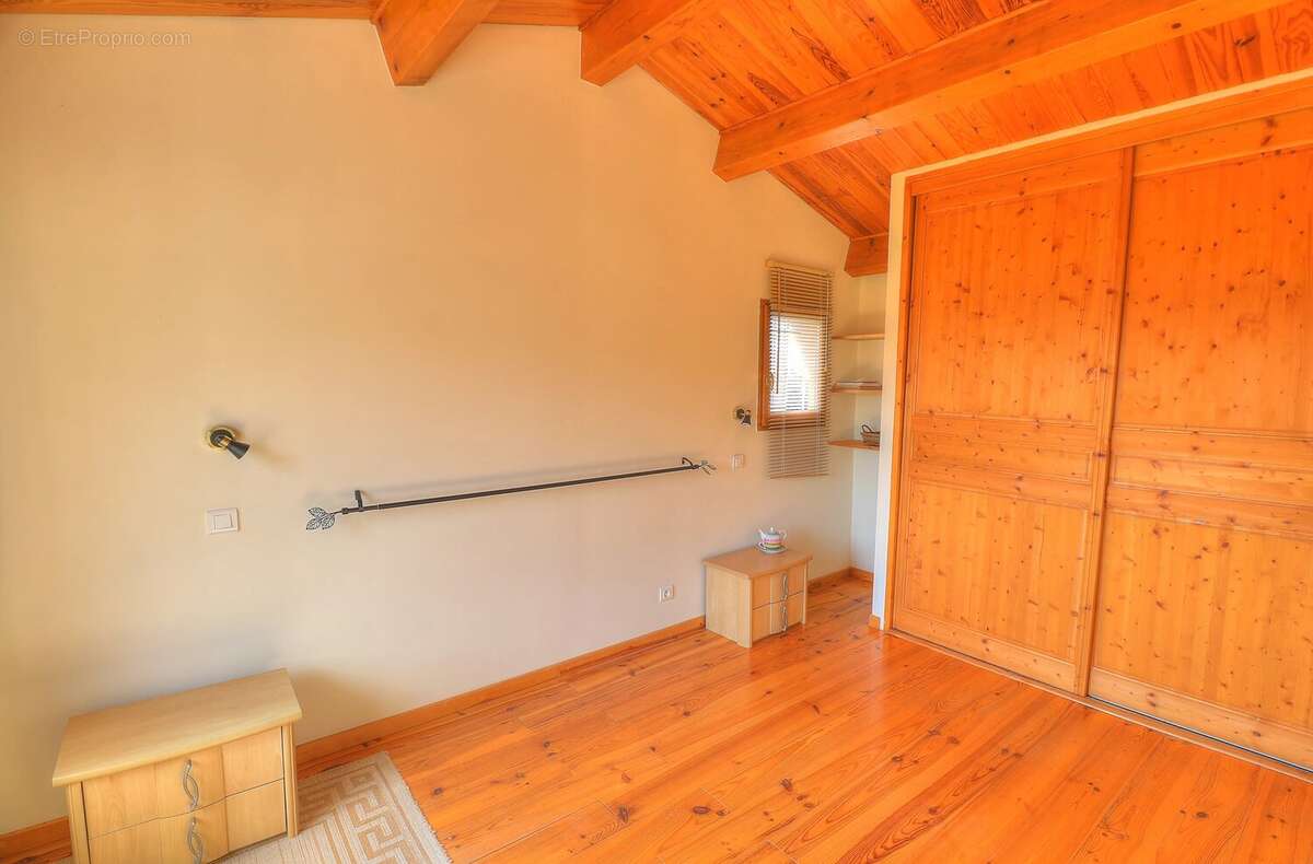 Maison à COURSEGOULES