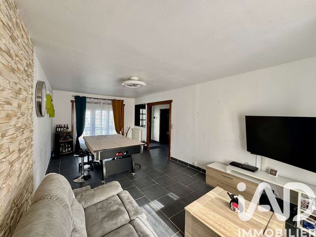 Photo 8 - Maison à SERMAISES