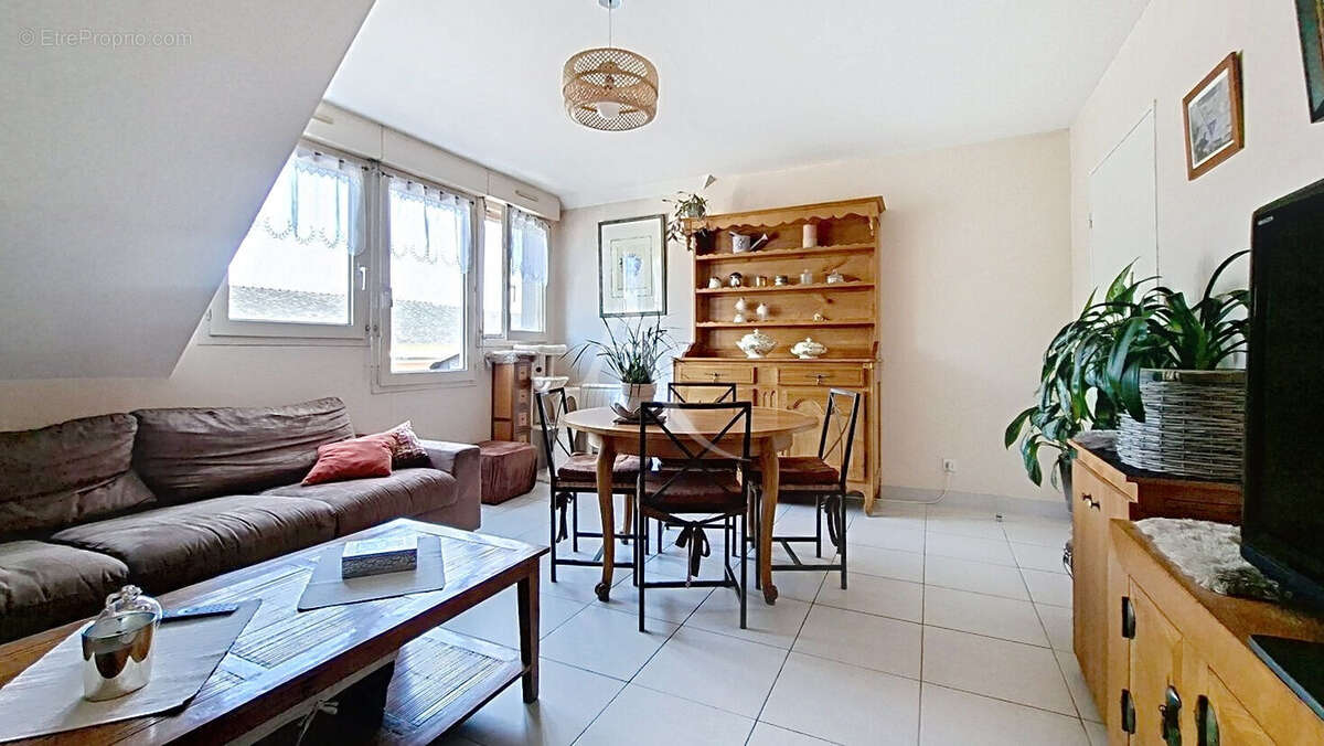 Appartement traversant avec ascenseur - Dernier étage - Angers (Saint-Lazare / Place Bichon) - photo 3
