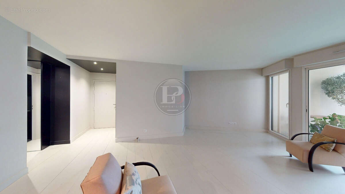 Appartement à ISSY-LES-MOULINEAUX