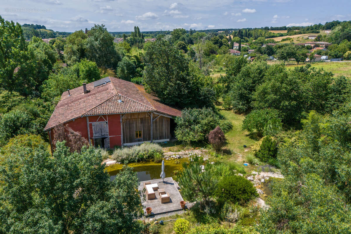 Propriété de campagne avec gîte et piscine - photo 8
