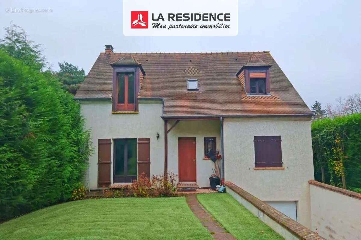 Maison à L'ETANG-LA-VILLE