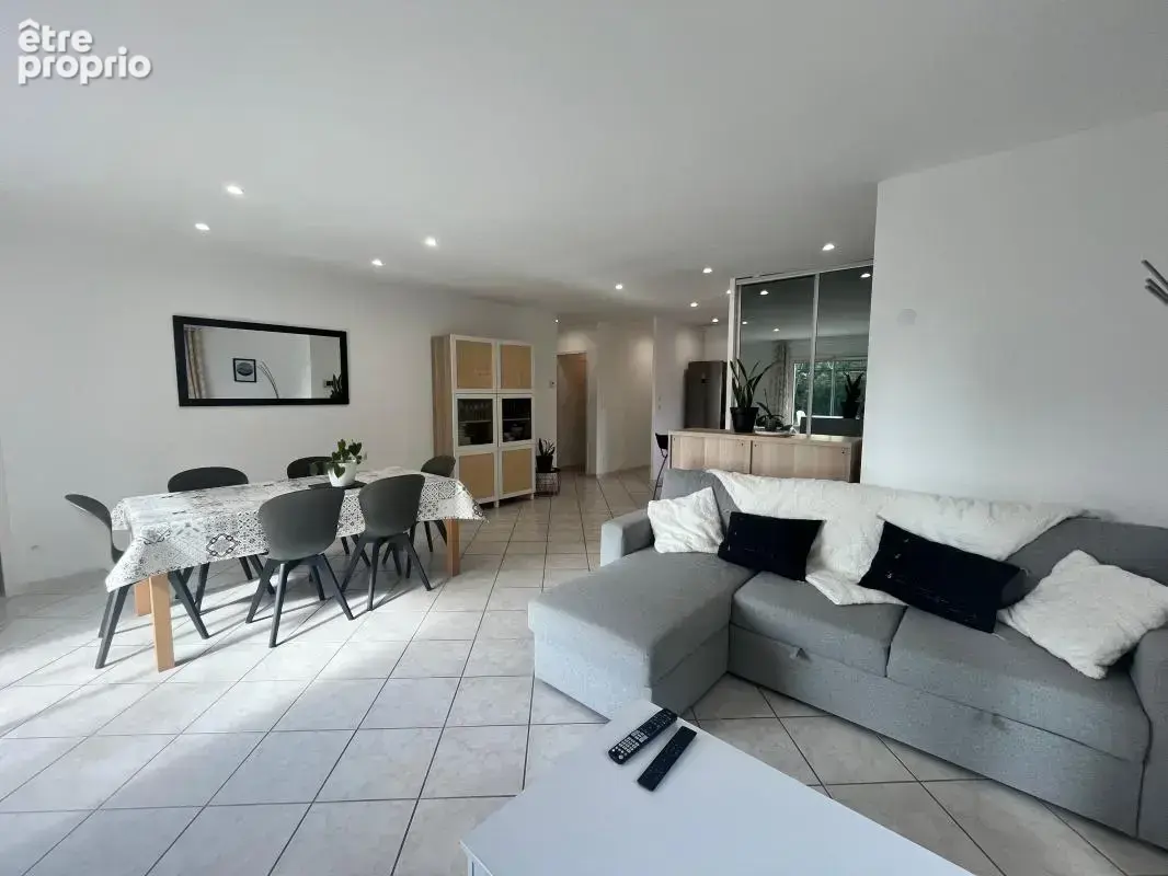 Maison plain pied - 100 m² - 4 chambres - 1382 m² terrain - photo 7