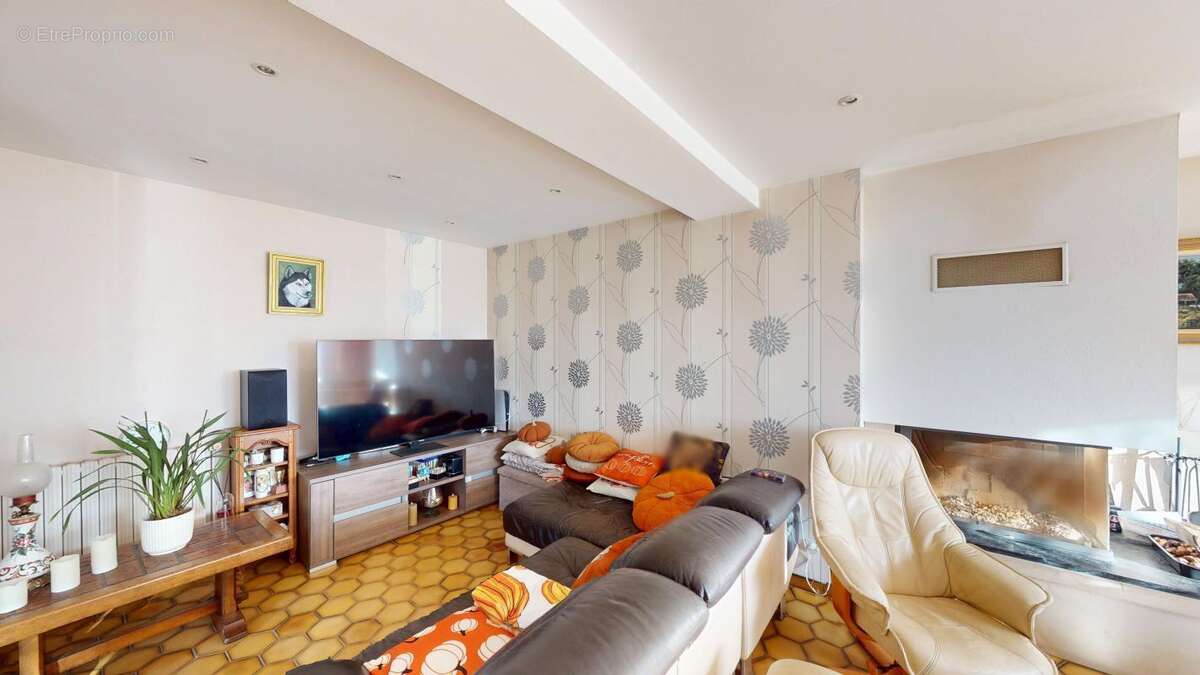 Maison à BEAUMONT-HAGUE