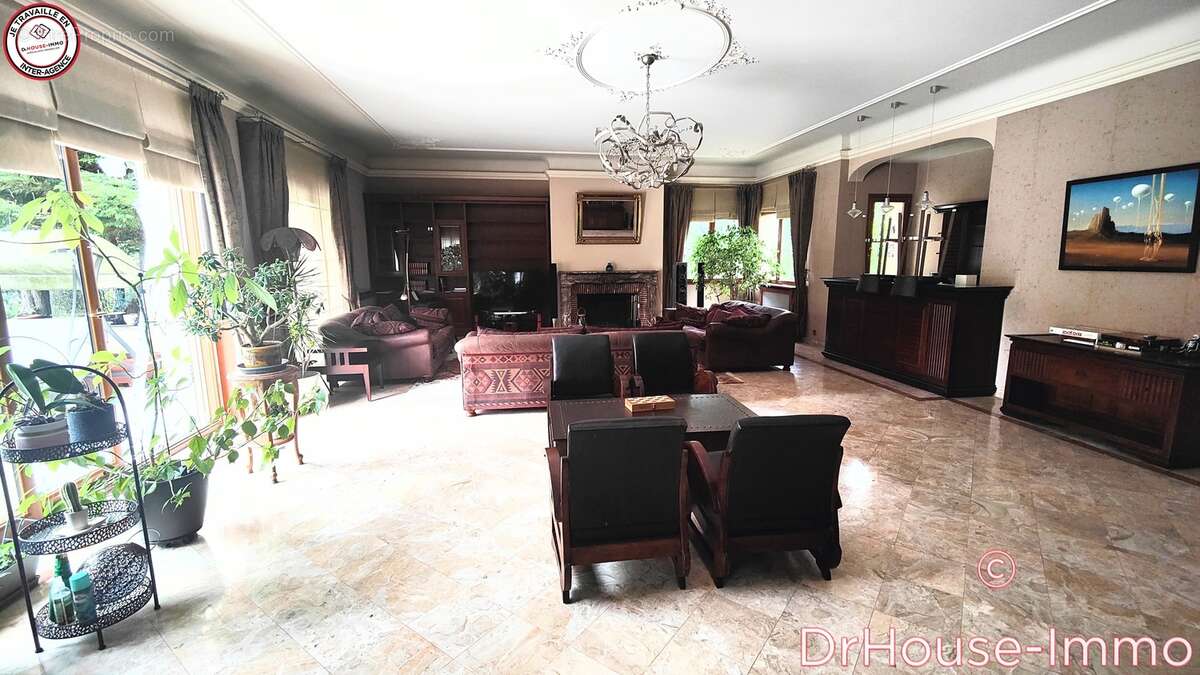 Maison à LOUVECIENNES