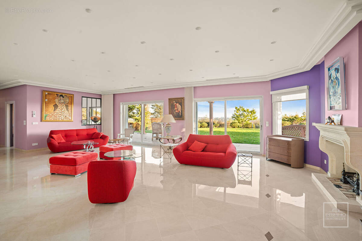 Maison à SAINT-CYR-AU-MONT-D'OR