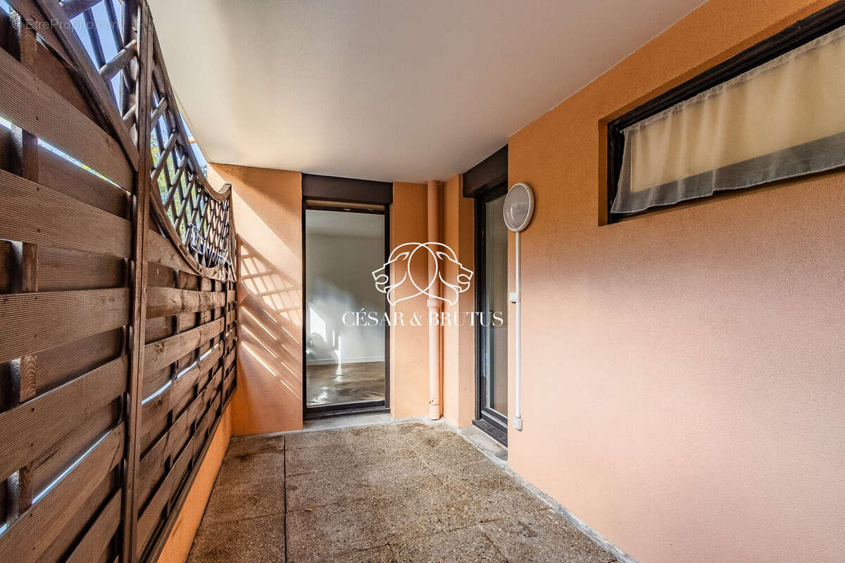 Appartement à SAINTE-FOY-LES-LYON