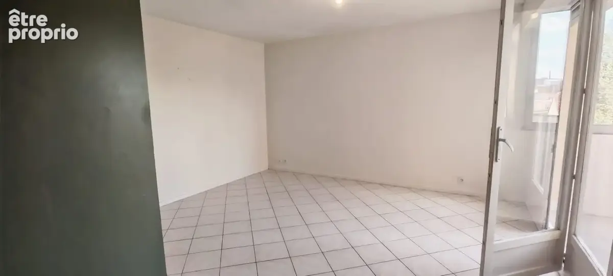 Appartement 2 pièces 52 m² à vendre à Epernay (51200) - photo 3