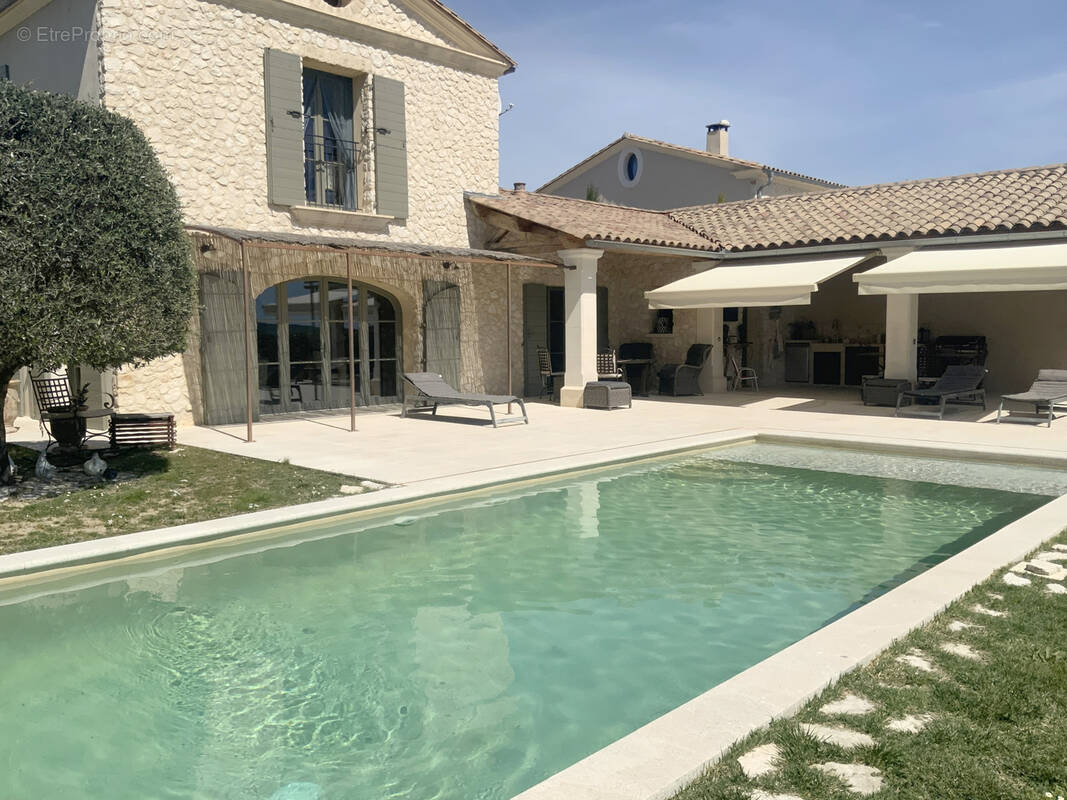 Maison à UZES