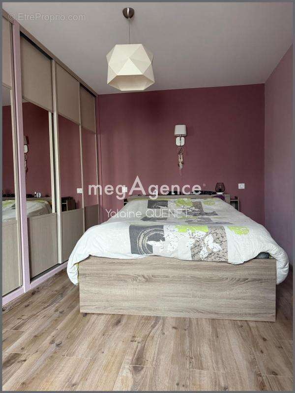 Maison à ENTRAYGUES-SUR-TRUYERE