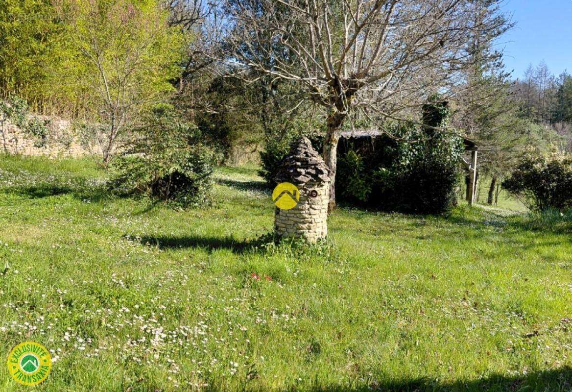 Maison à SAINTE-ALVERE