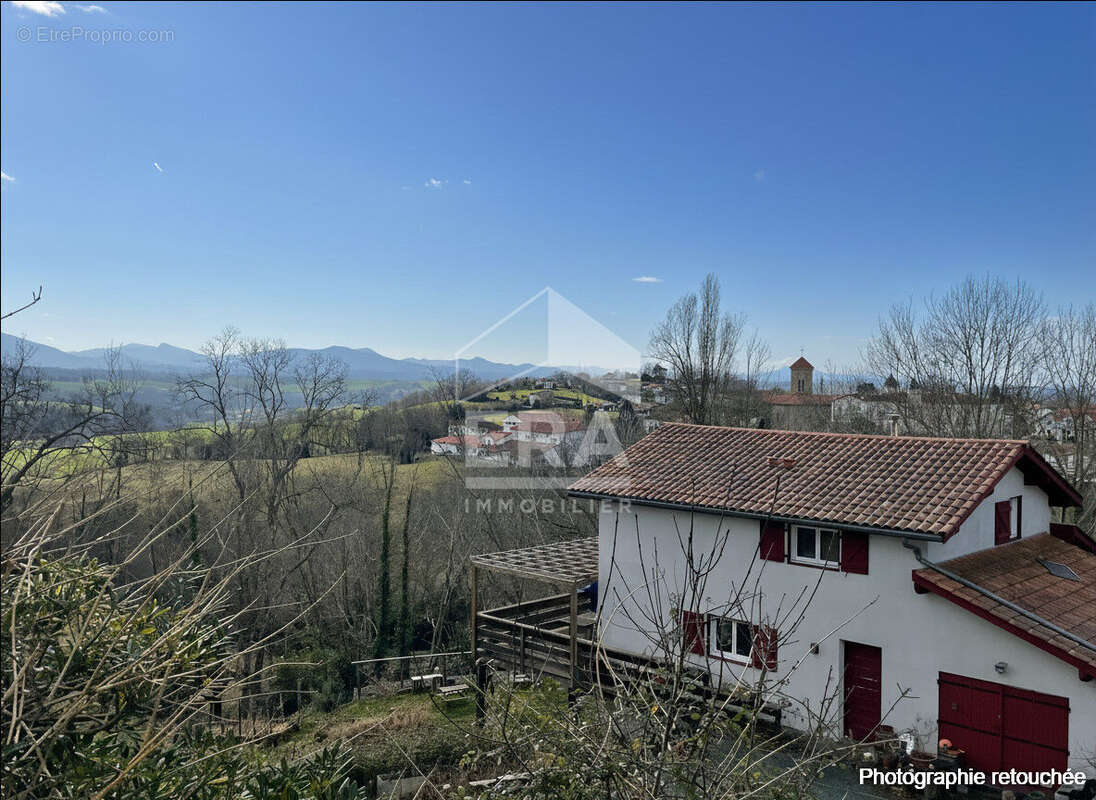 Maison à BARDOS