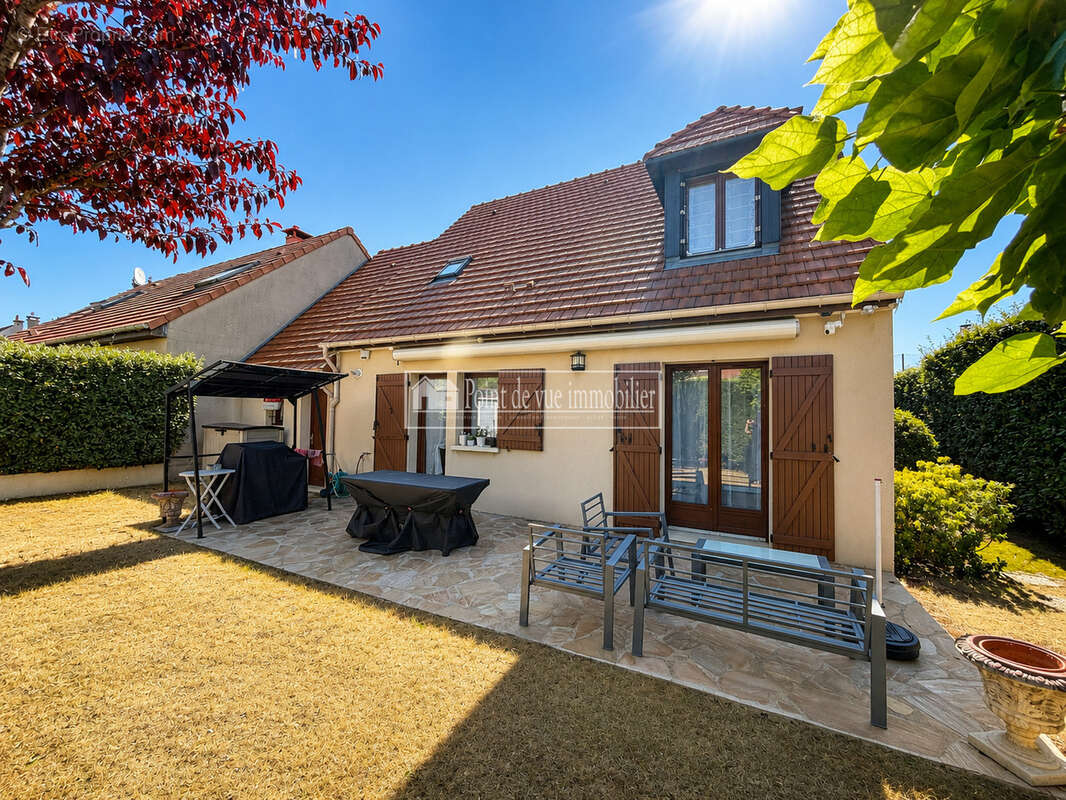 Maison 6 pièces 140m2 sur 343m2 de terrain - photo 12