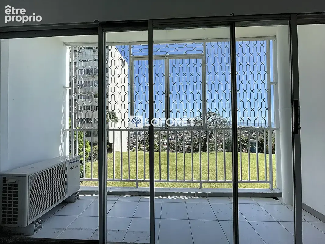 A vendre : Appartement T2 dans une résidence sécurisée sur la Route des Religieuses - photo 6
