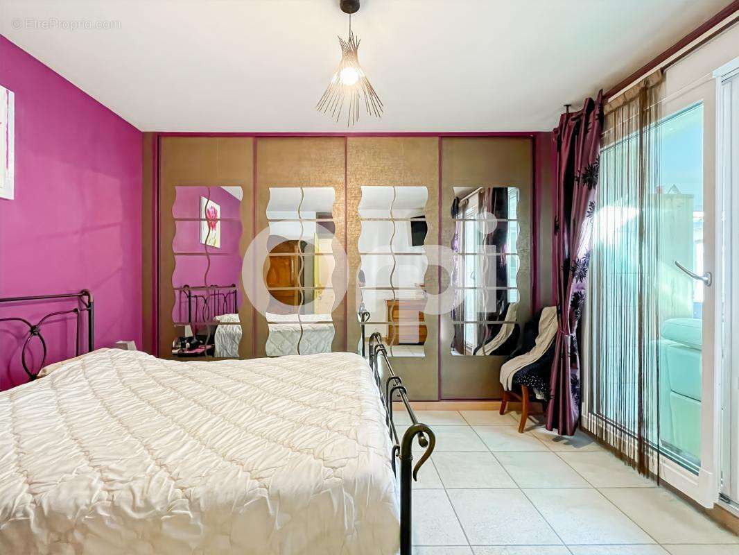 Maison à LE VAL-DAVID