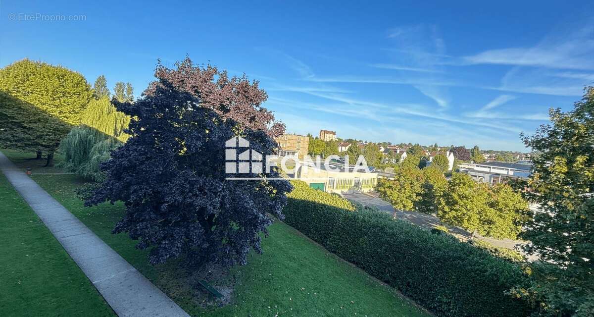 Appartement à DEUIL-LA-BARRE