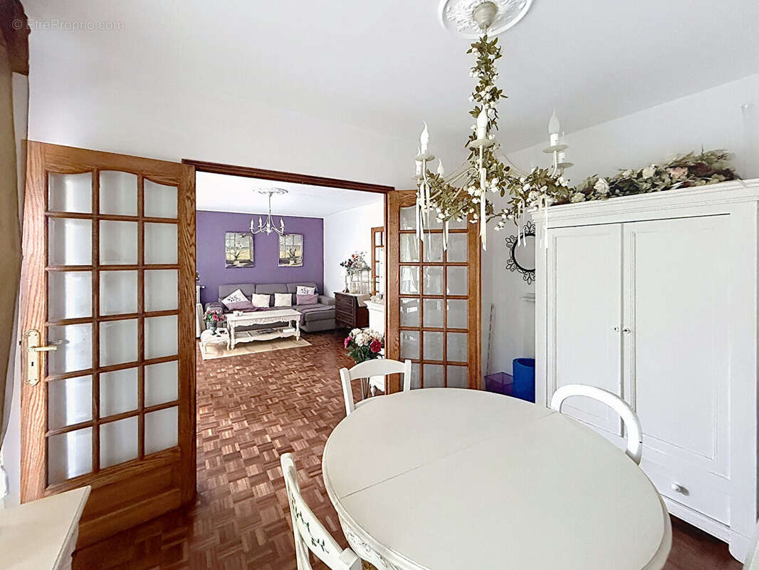 Appartement à RIS-ORANGIS