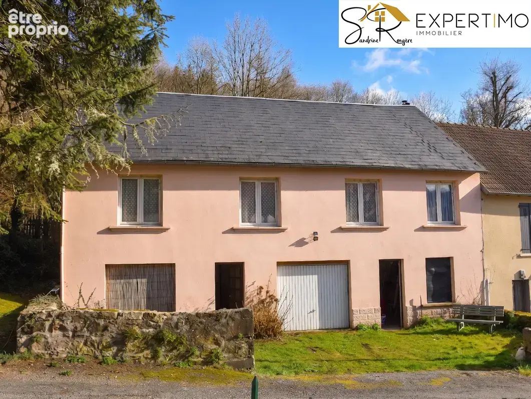 Photo Maison à Saint-Remy-De-Blot au prix de 45 000€