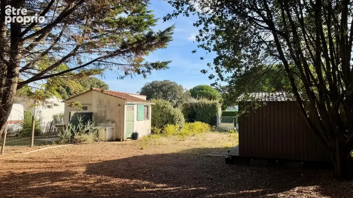 Photo Terrain à La Couarde-Sur-Mer au prix de 99 000€