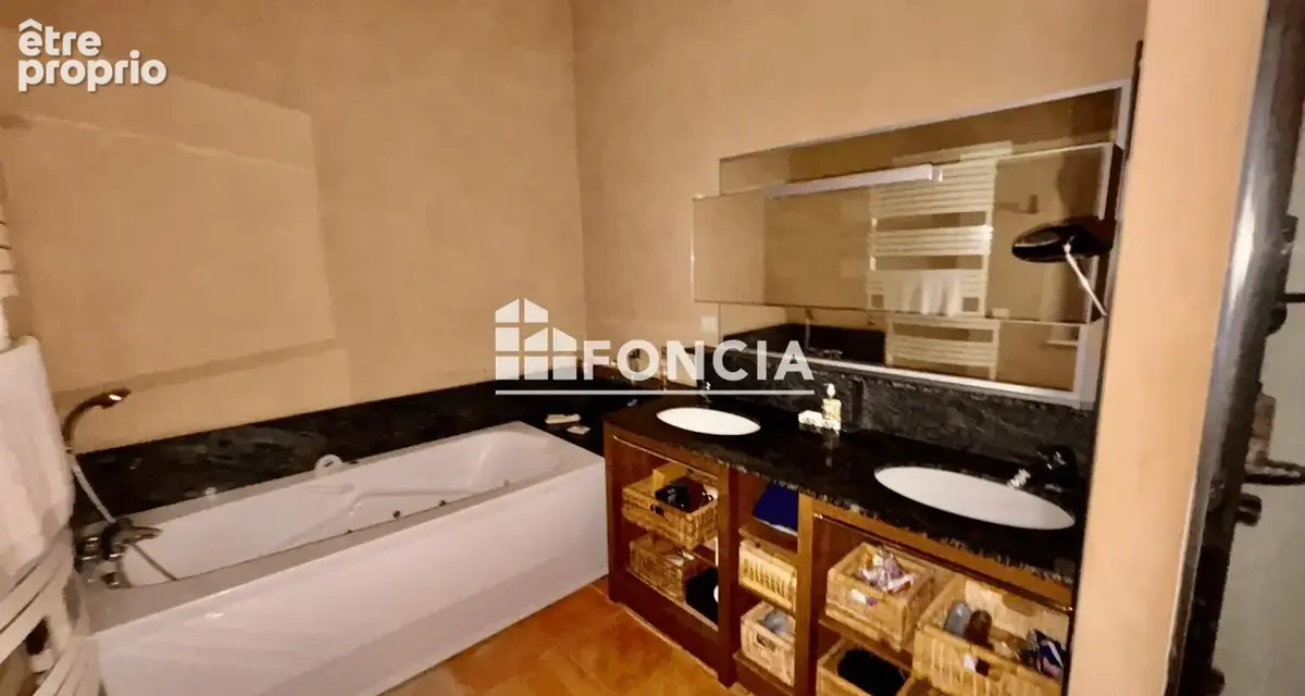 Propriété d’exception avec fort potentiel sur plus de 3 000 m² - photo 7