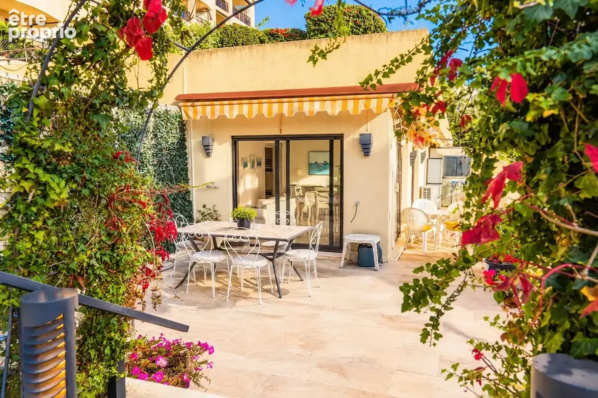 Appartement 3 pièces au Val de Mougins avec grande terrasse et aperçu mer - photo 2