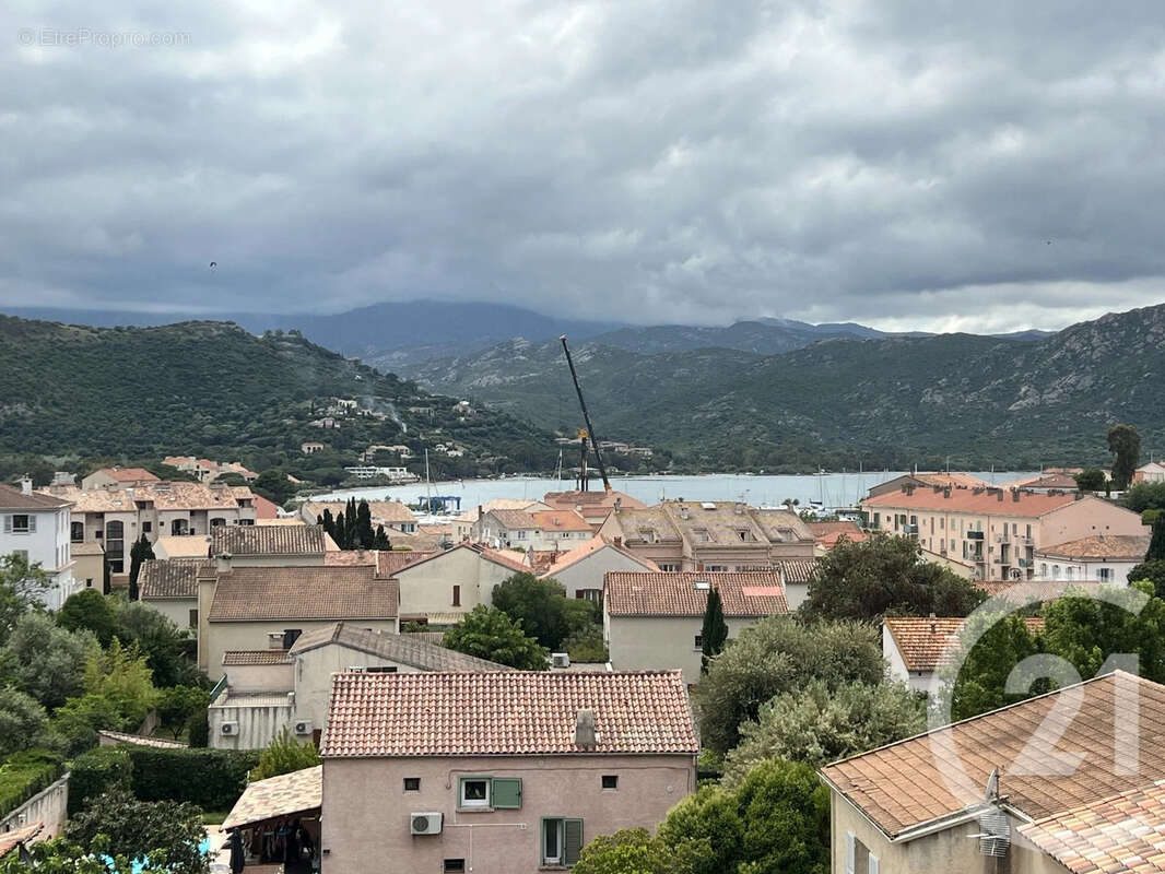 Appartement 140 m² à Saint-Florent  - photo 2