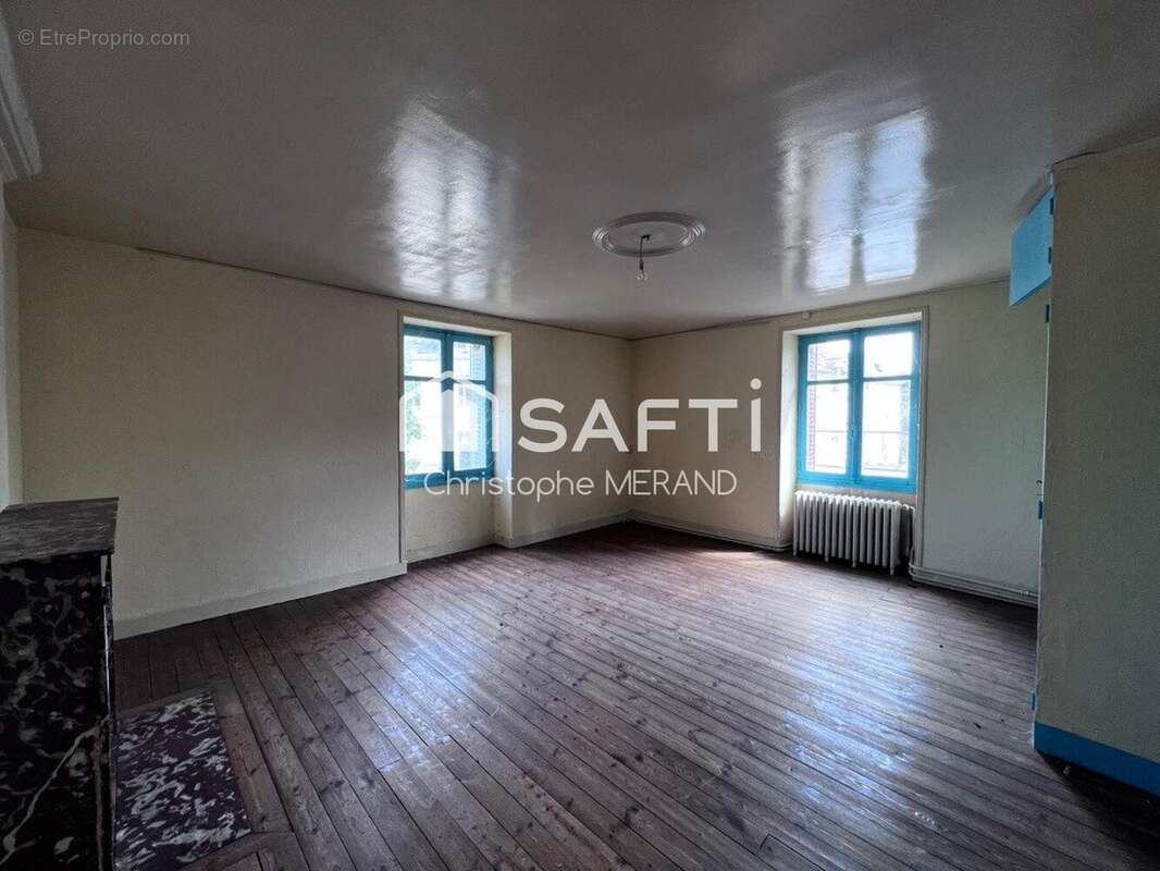 Photo 6 - Maison à DANGE-SAINT-ROMAIN