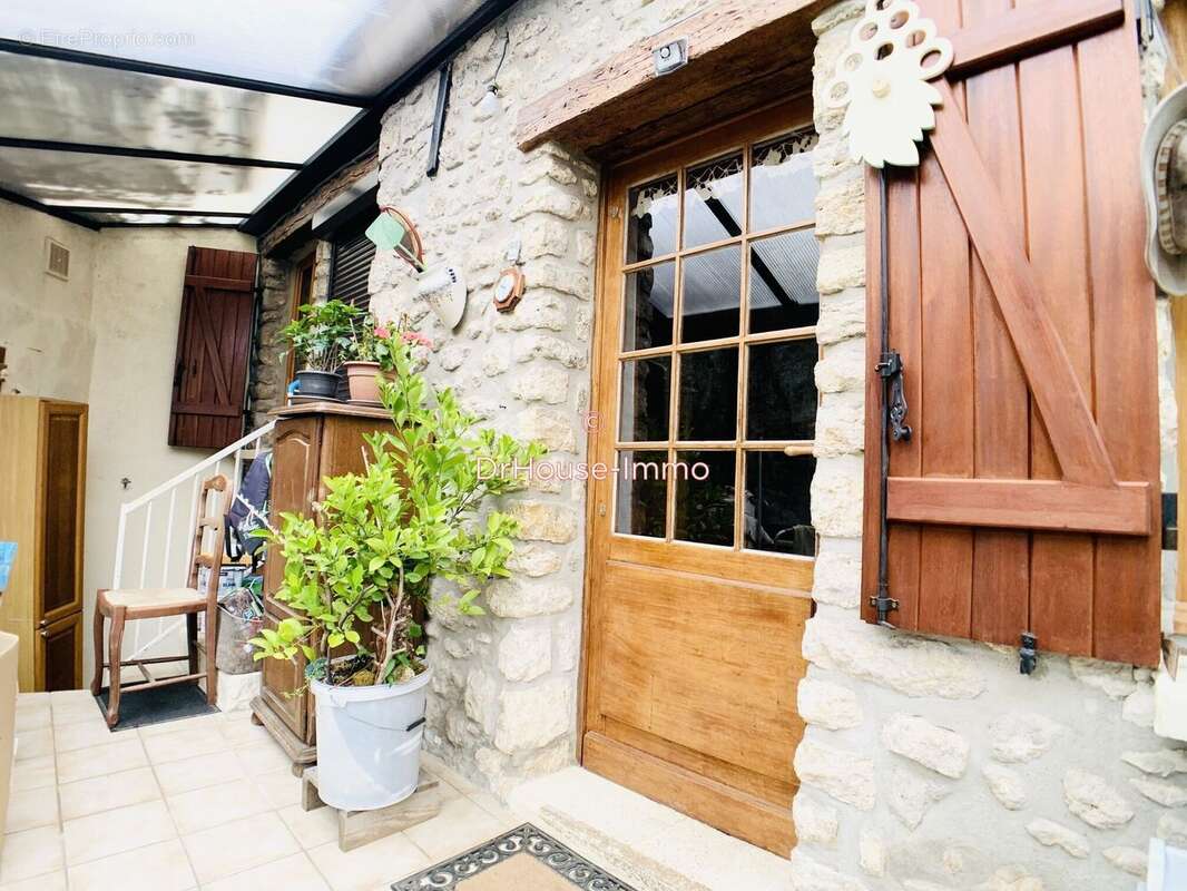 Maison à CHEVRAINVILLIERS