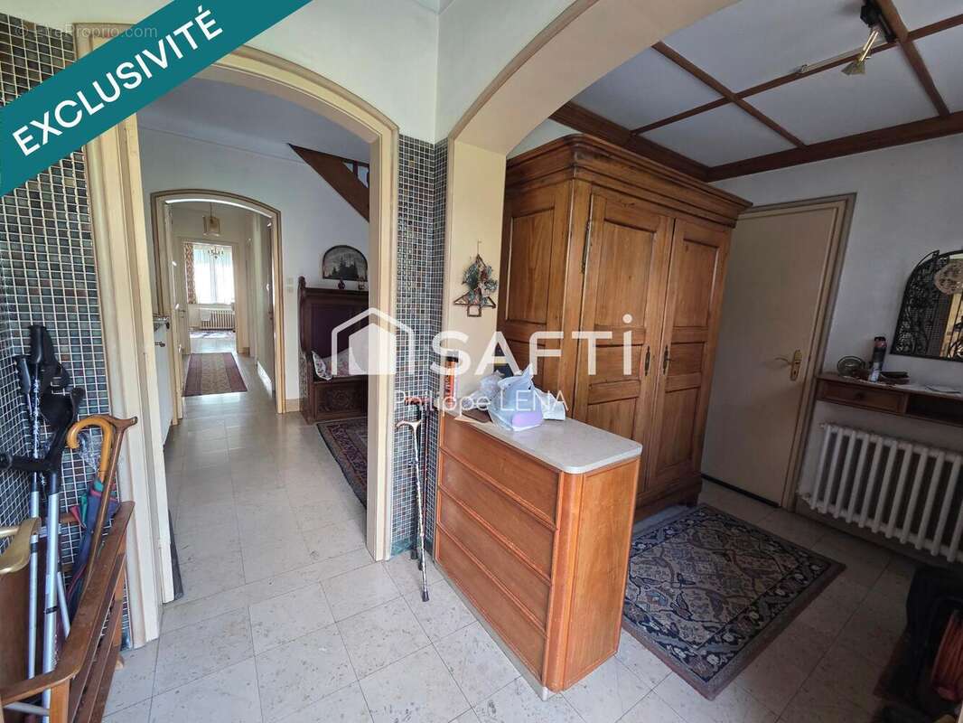Maison 238 m² à Mulhouse  - photo 3