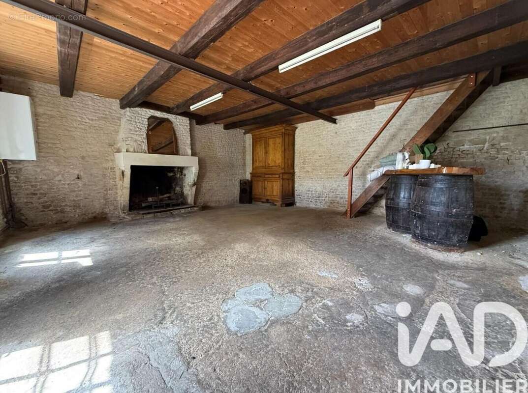 Photo 2 - Maison à AIGREFEUILLE-D'AUNIS