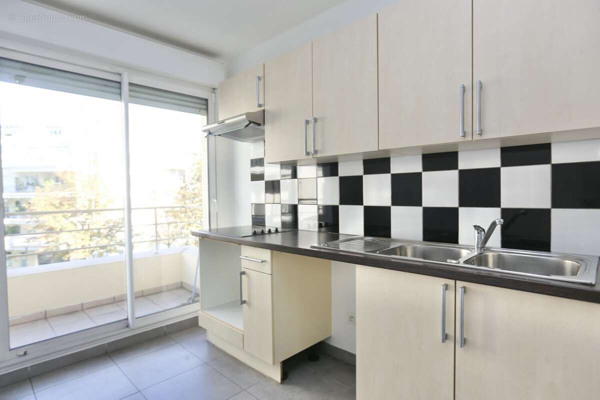 IMG_7325 - Appartement à ROSNY-SOUS-BOIS