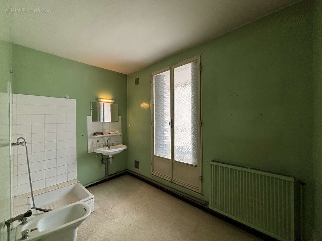 Appartement à BESSAN
