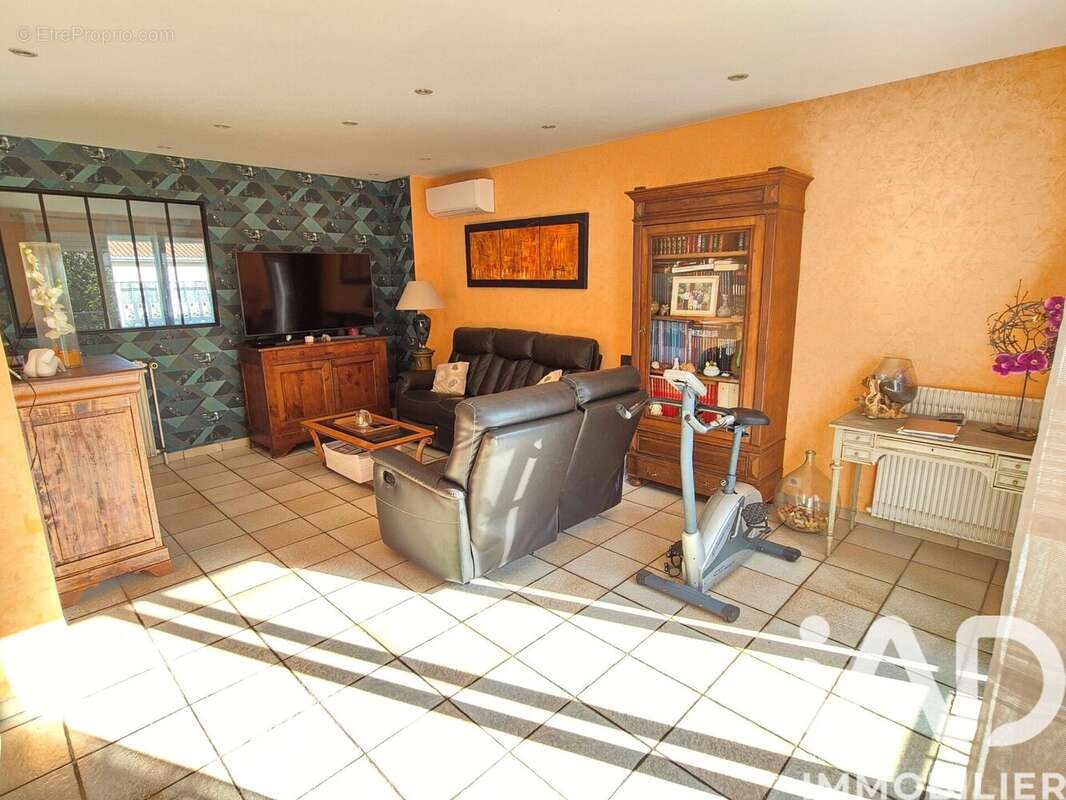 Photo 3 - Maison à AUSSILLON