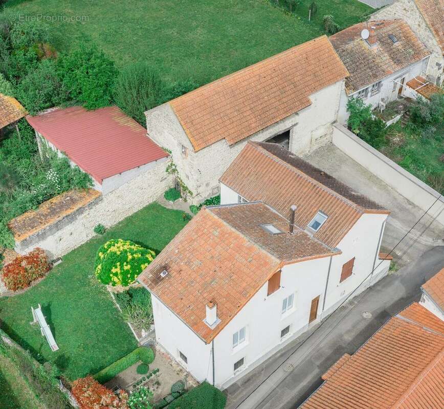 Maison à BEAUREGARD-VENDON