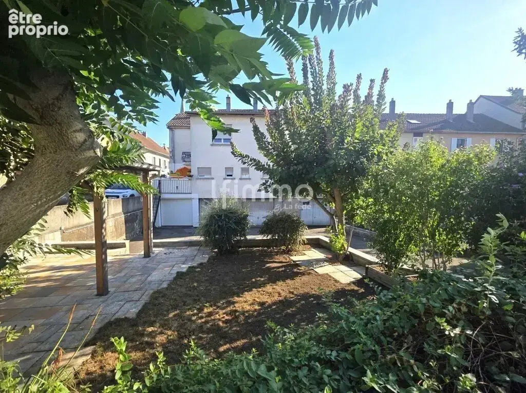 Grand duplex familial de 143 m² avec 2 garages et jardin privati - photo 10