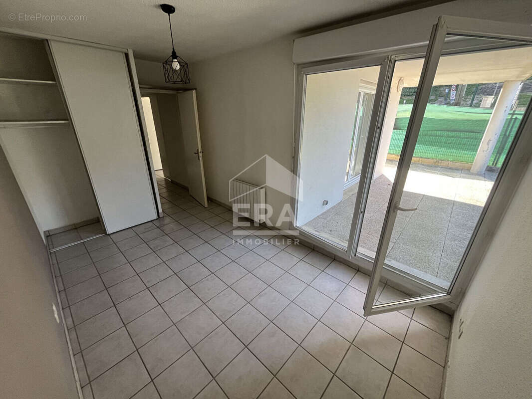 Appartement à CANTELEU