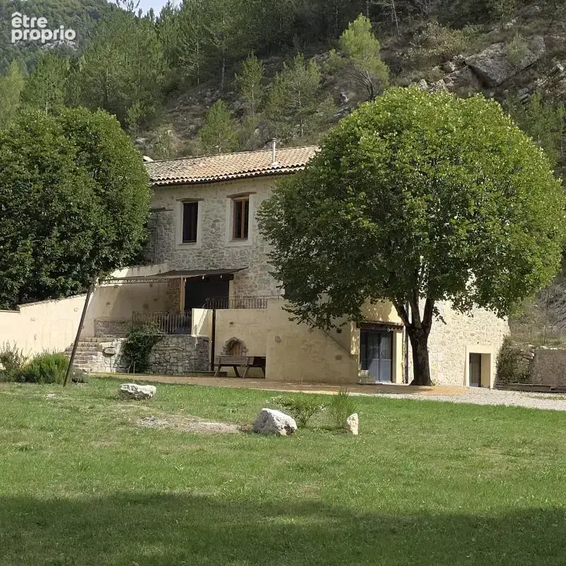 Maison à BUIS-LES-BARONNIES