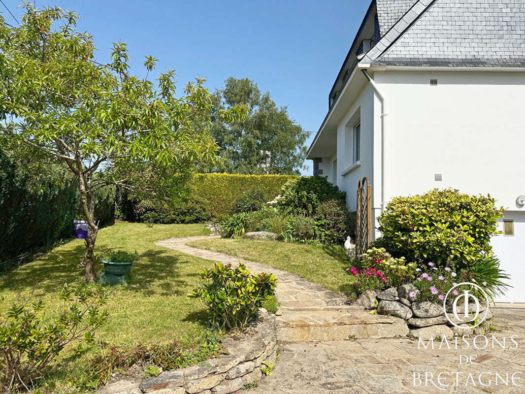 Maison à RIEC-SUR-BELON