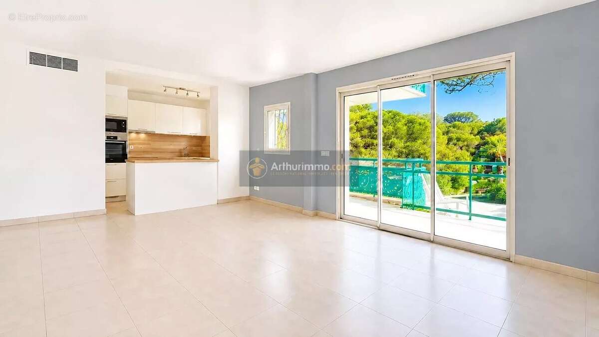 Appartement à SAINT-RAPHAEL