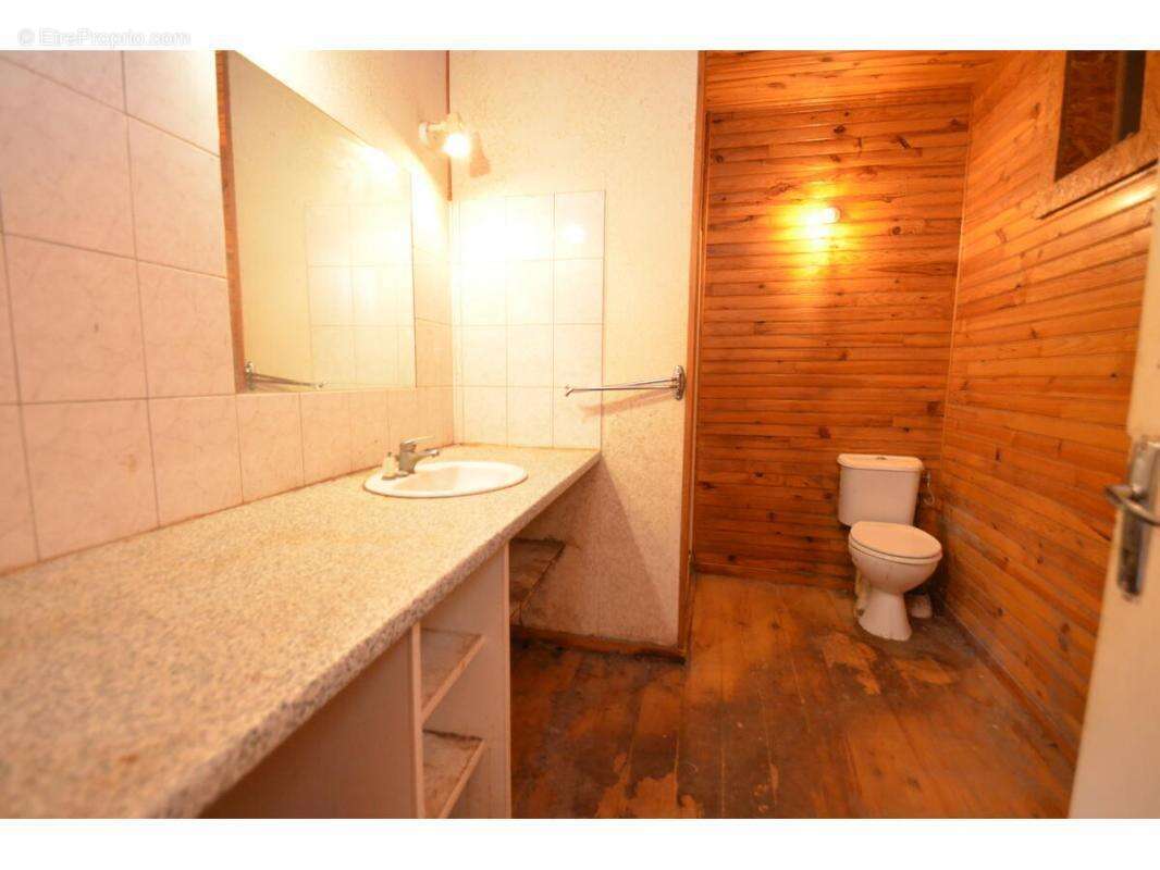 Appartement à CASTELNAU-D&#039;AUZAN