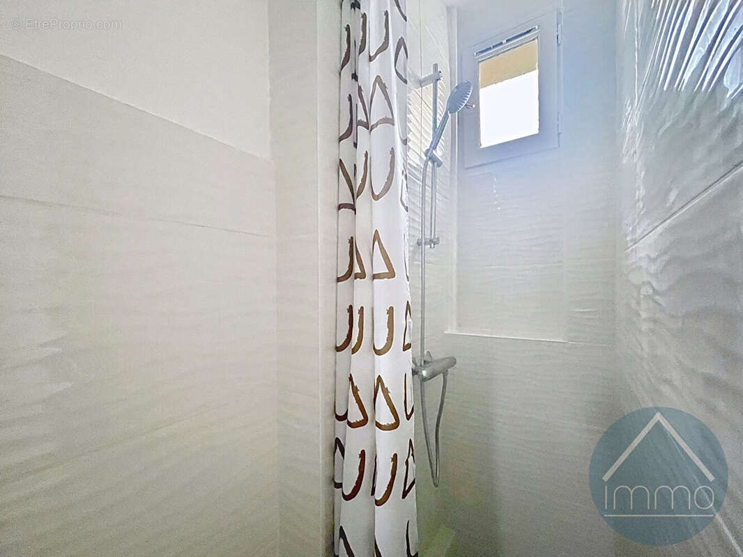 Appartement à COLOMBES