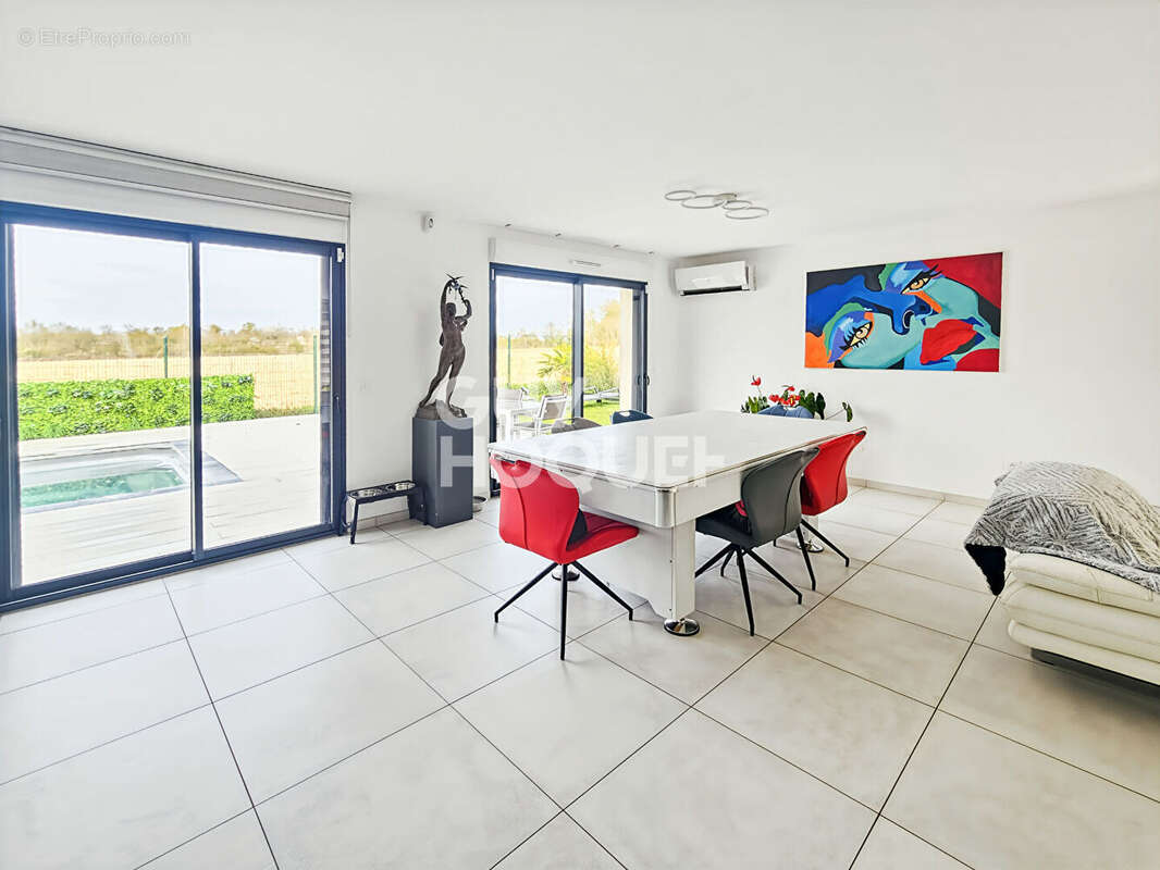 Maison à FONTENAY-TRESIGNY