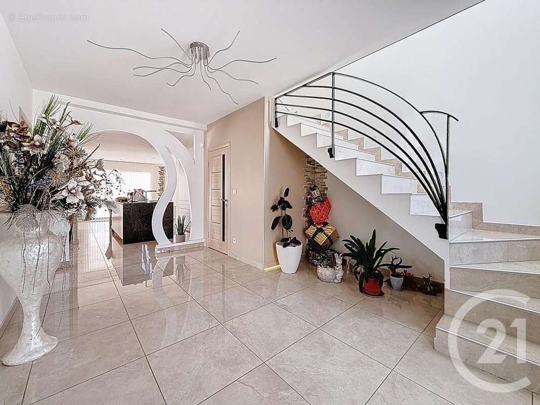 Maison à PERRIGNY-LES-DIJON