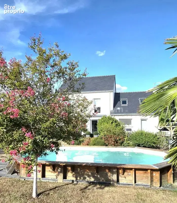 Casson, jolie maison familiale sous domotique avec piscine et superbe jardin paysage - photo 17