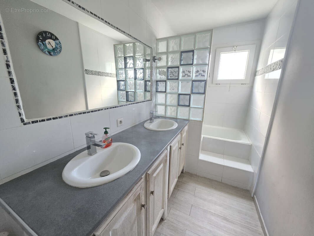 Appartement à MARTIGUES